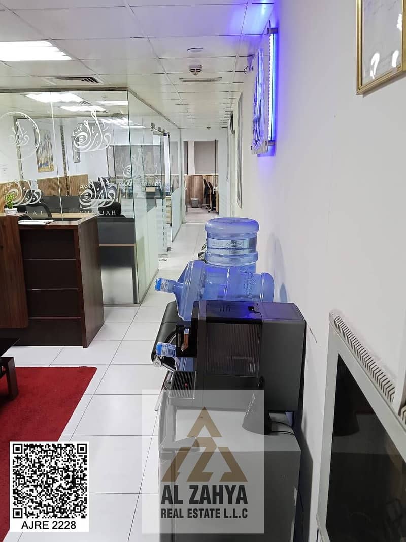 21 c0dec7d4-41fe-4b16-b7ad-548cdbc463b7. jpg