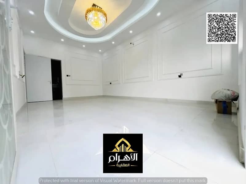 14 875445469-1066x800. webp