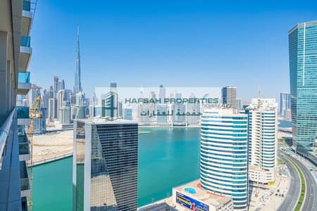 Estudio para en Alquiler en Business Bay, Dubai - balcony view. WEBP Estudio para en Alquiler en Business Bay, Dubai - balcony view. WEBP