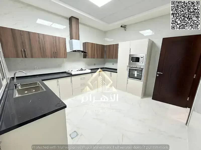 8 batch_869024601-1066x800. png