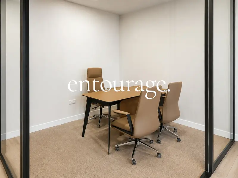 Close to Metro | Upgraded | Furnished