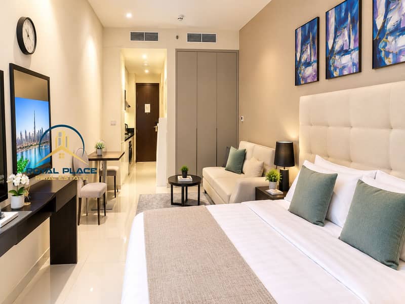 3 Modern Neutral Studio Retreat. png
