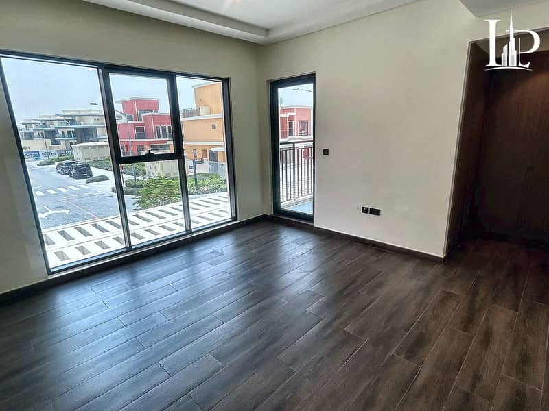 3 01_Living_Room. jpg