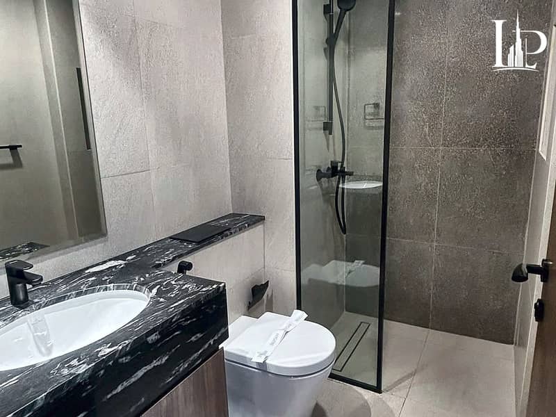 12 13_Bathroom_with_Shower. jpg