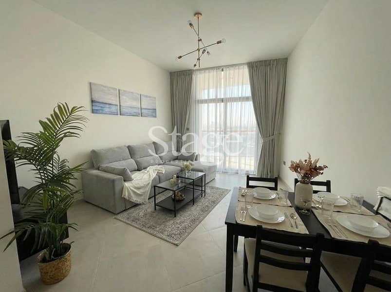 Flexible with 6 cheques | Premium Location | Bright Layout Flexible with 6 cheques | Premium Location | Bright Layout