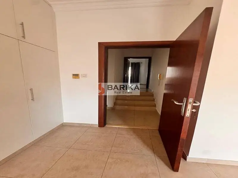 Premium | Basement + Garden | Vacant | Huge Layout
