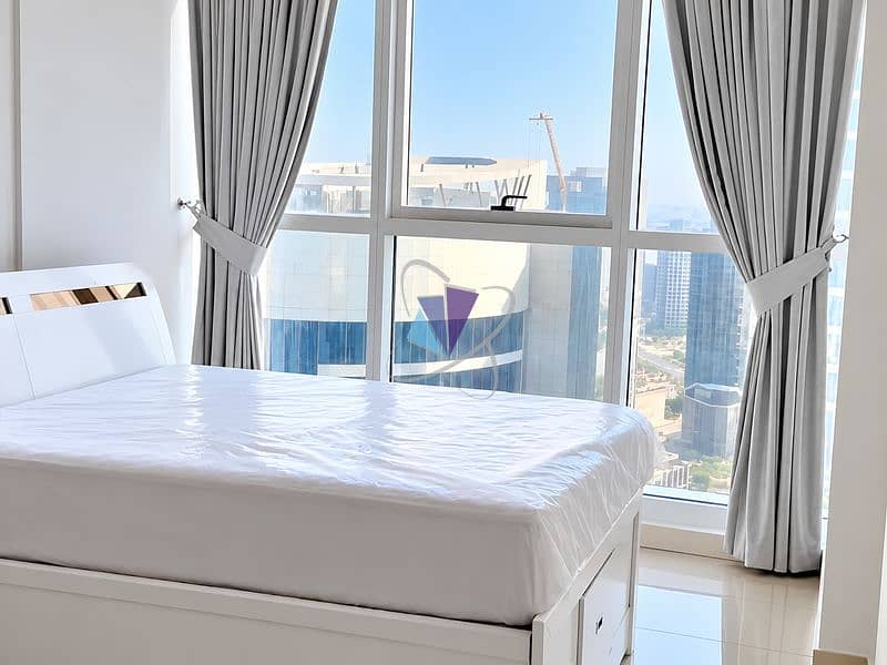 5 Bright Minimalist Bedroom with City View. png