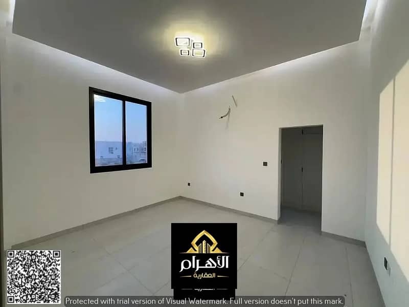 9 873091514-1066x800. webp