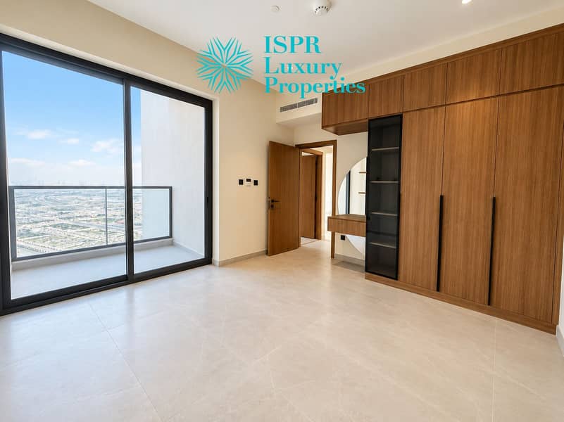 7 Modern Bedroom with Balcony City View. png