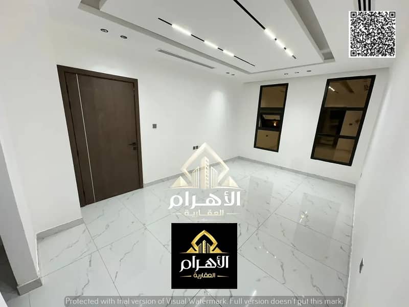 12 875260415-1066x800. webp