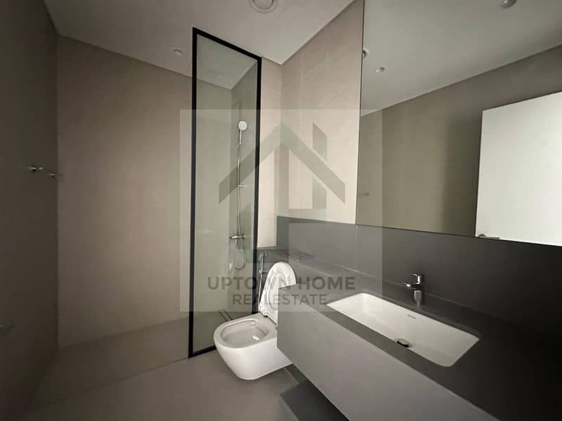 34 26108. jpg