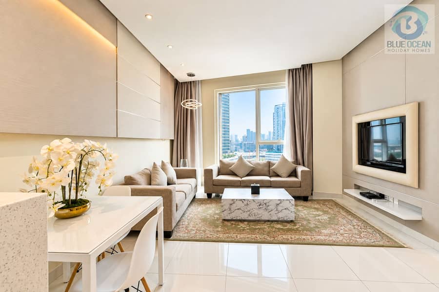 13 03 LIVING ROOM-2. jpg