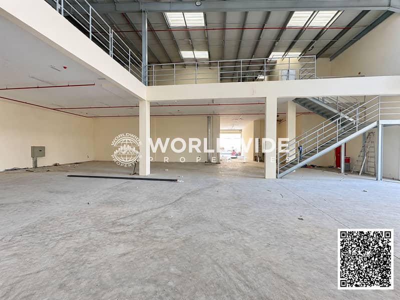 4 Industrial interior with mezzanine and skylights-10. png