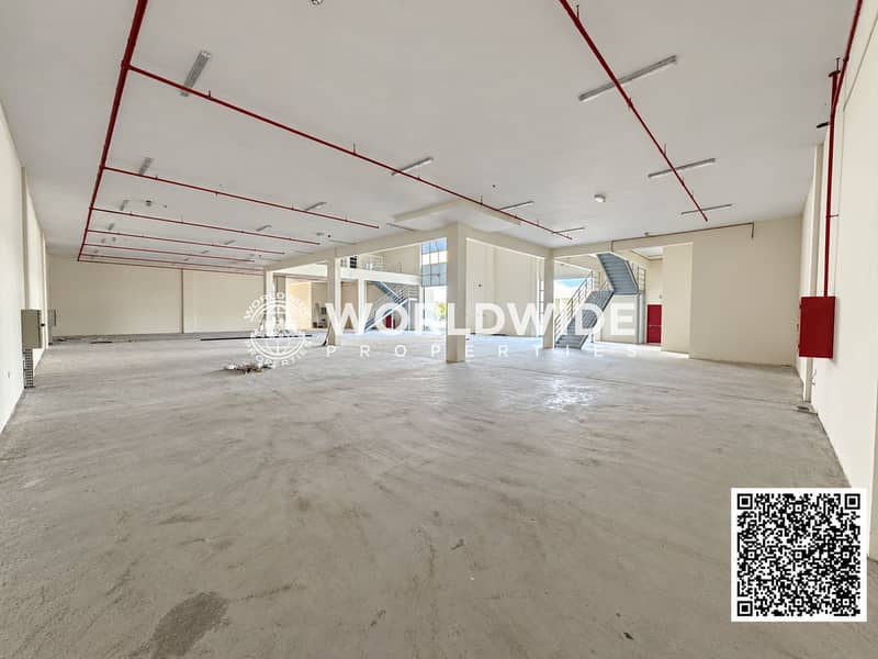 10 Industrial interior with mezzanine and QR code-11. png