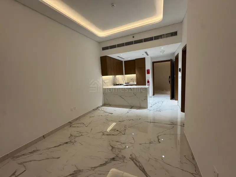 Spacious 1BR | Great Location | Unfurnished |