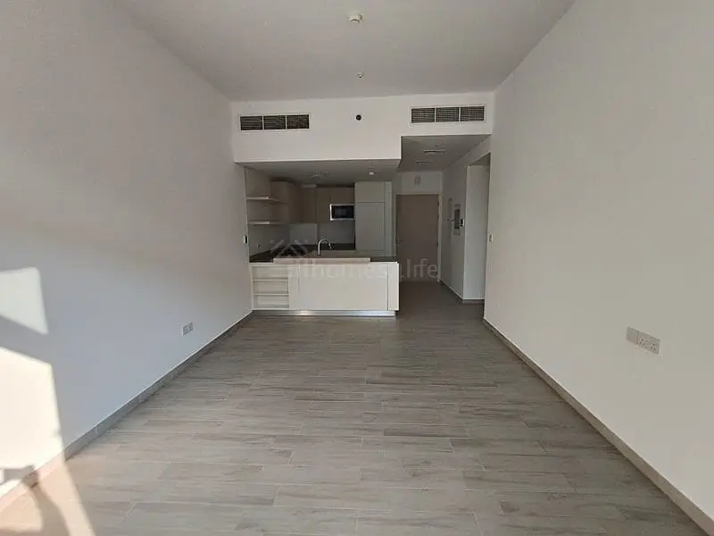 SPACIOUS 2BR | LAUNDRY ROOM | POOL&AMENITIES VIEW