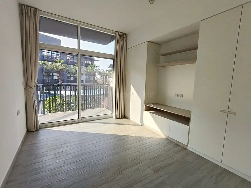 SPACIOUS 2BR | LAUNDRY ROOM | POOL&AMENITIES VIEW