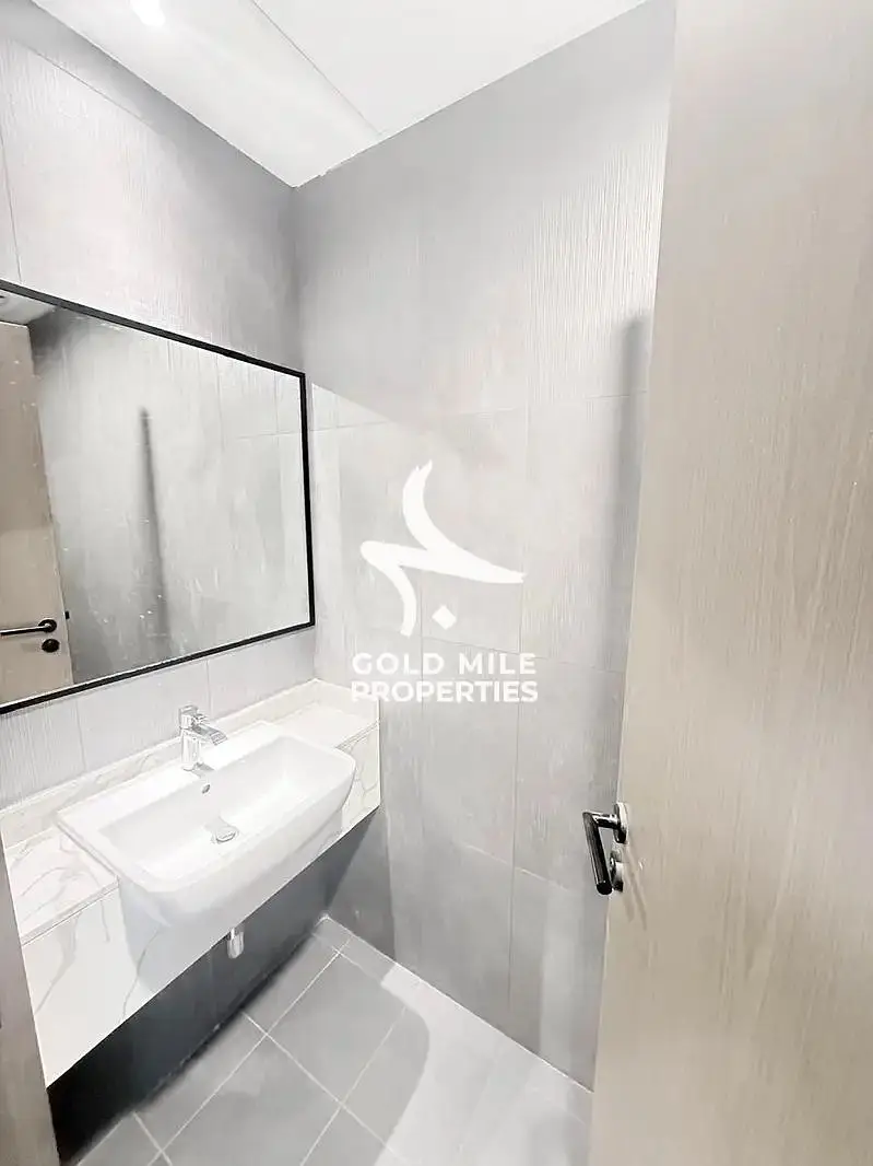 1BHK> 13 Month Contract> Higher Floor> Prime Location || 6 Cheques