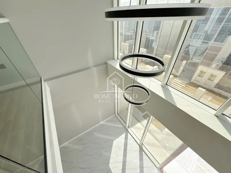 Private Plot | Loft Style | Genuine Resale