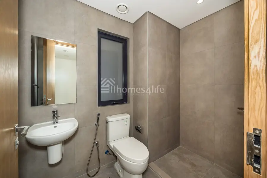 Premium 5BR Villa | Motivated Seller | Prime Area