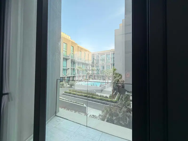 Pool View | 1BR Duplex | Fitted Kitchen