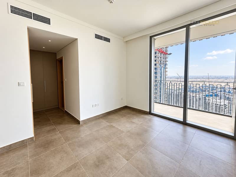 7 Modern Apartment Interior with City View. png