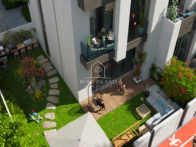 Close To Amenities| Private Garden | Prime Unit