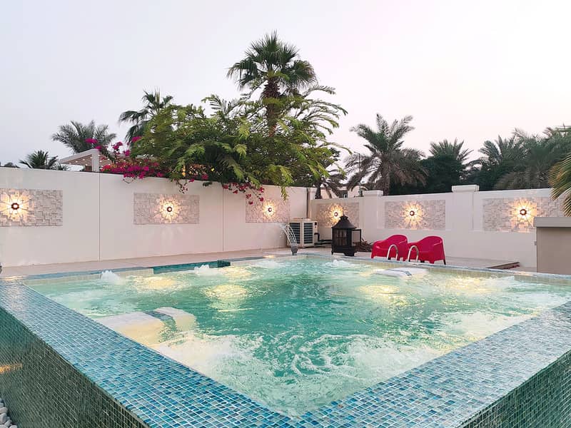5 pool-04-c. jpg