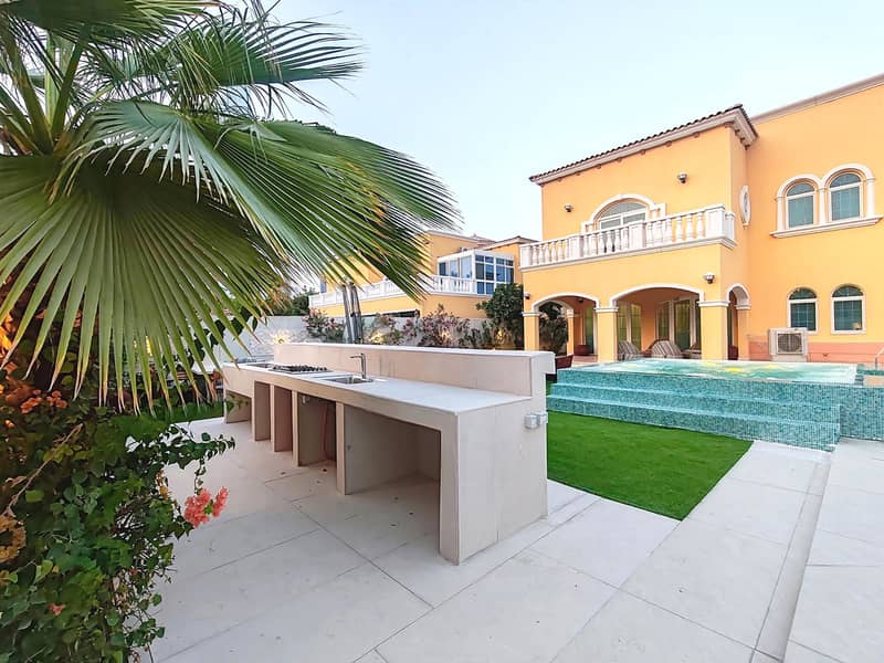 13 backyard-11. jpg
