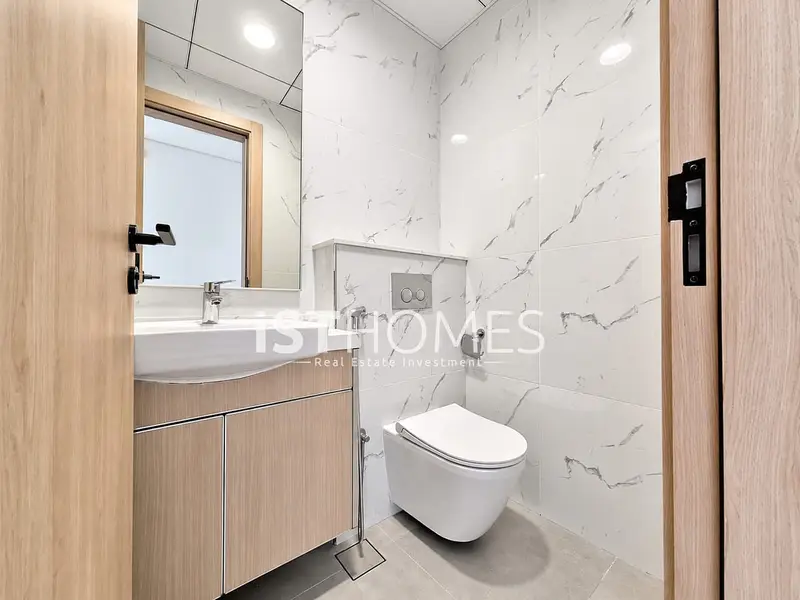 Prime Location I 1 Month Free | Closed Kitchen | Storage I Spacious | Pool & Gym