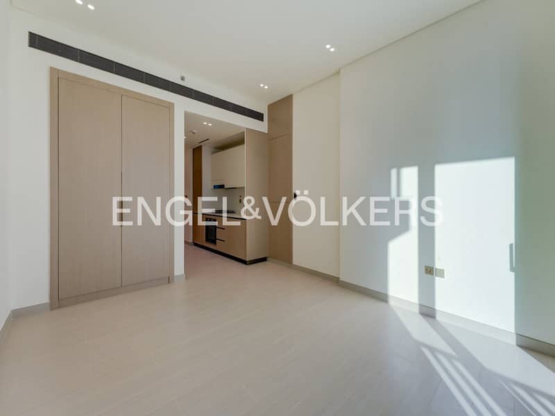 Brand New | High ROI | Modern Unit Brand New | High ROI | Modern Unit