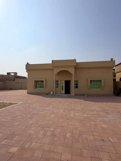 فیلا 3 غرف نوم للايجار في الظيت، رأس الخيمة - WhatsApp Image 2026-10-26 at 5.42. 27 PM (1). jpeg