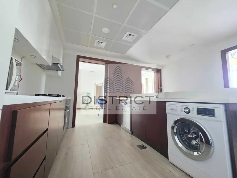 Limited Edition 1464 Sqft Size/Unobstructive View/Furnished/Vacant on Transfer