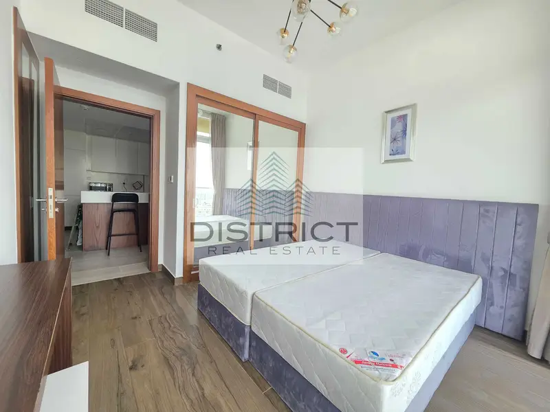 Limited Edition 1464 Sqft Size/Unobstructive View/Furnished/Vacant on Transfer