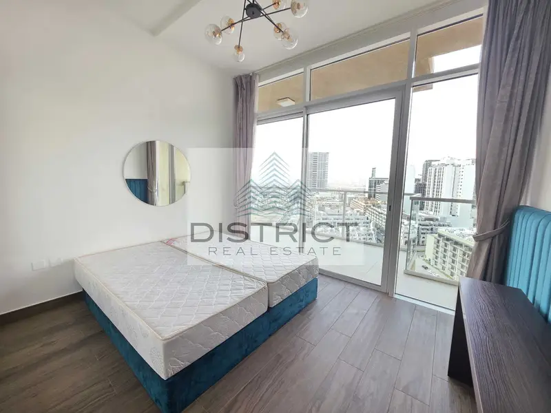 Limited Edition 1464 Sqft Size/Unobstructive View/Furnished/Vacant on Transfer