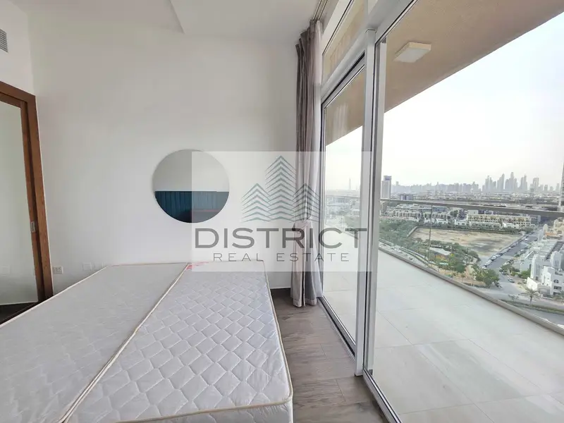 Limited Edition 1464 Sqft Size/Unobstructive View/Furnished/Vacant on Transfer