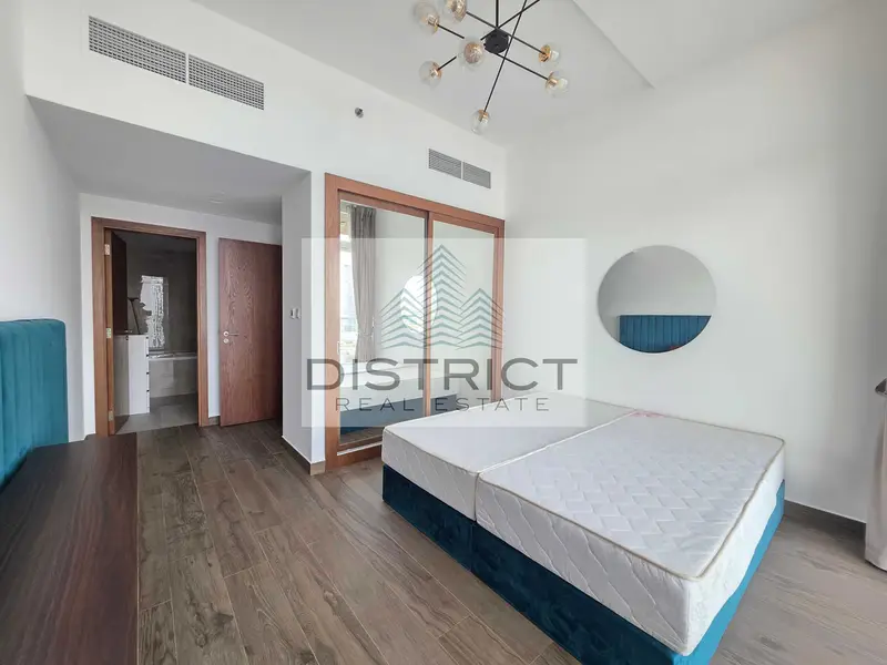 Limited Edition 1464 Sqft Size/Unobstructive View/Furnished/Vacant on Transfer