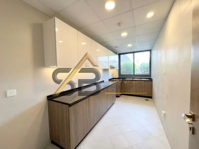 Spacious 1BHK Apartment with Closed Kitchen With All Facilities