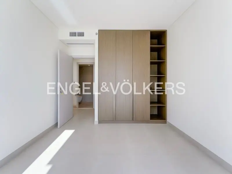 Exclusive I Panoramic Sea Views | Large Layout