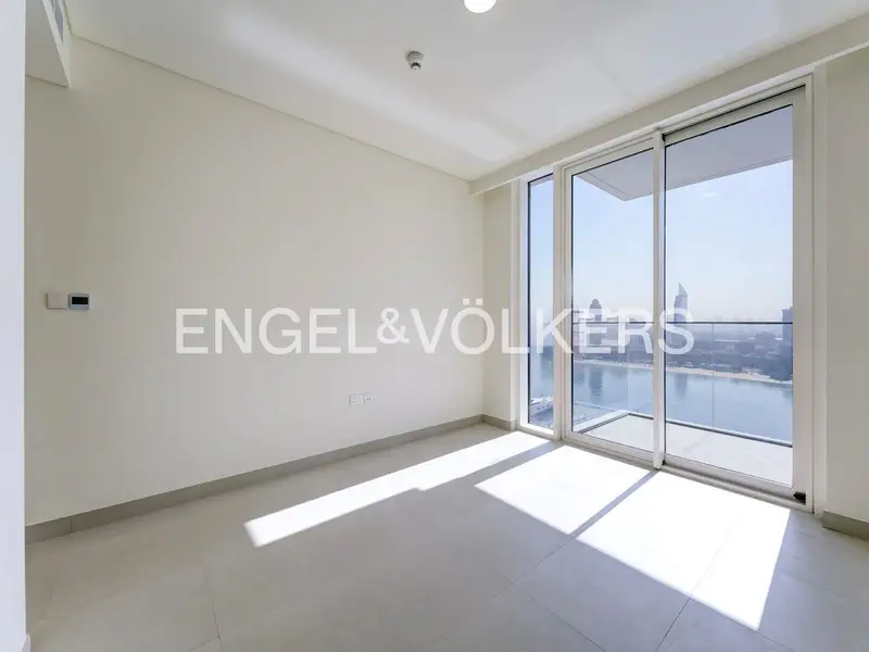 Exclusive I Panoramic Sea Views | Large Layout