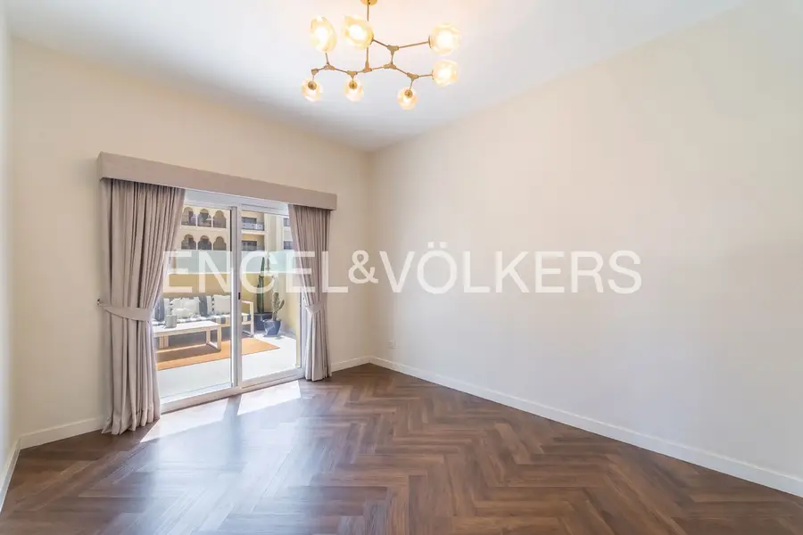 Luxury Penthouse | Unfurnished | Golf Course View