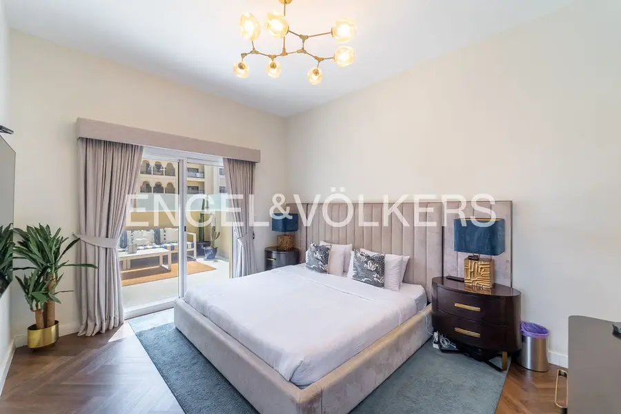 Luxury Penthouse | Unfurnished | Golf Course View