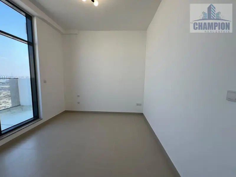 BRAND NEW SPACIOUS 3 BHK APARTMENT | HUGE SIZE WITH TERRACE | BACKSIDE OPEN VIEW | MODERN FINISHING | RENT AED 125K