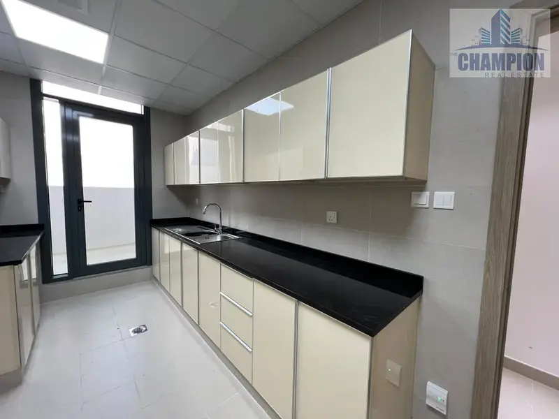 BRAND NEW SPACIOUS 3 BHK APARTMENT | HUGE SIZE WITH TERRACE | BACKSIDE OPEN VIEW | MODERN FINISHING | RENT AED 125K