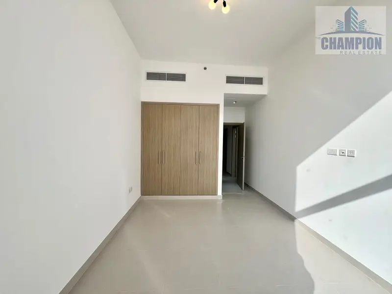BRAND NEW SPACIOUS 3 BHK APARTMENT | HUGE SIZE | HUGE BALCONY | BACKSIDE OPEN VIEW | RENT AED 125K