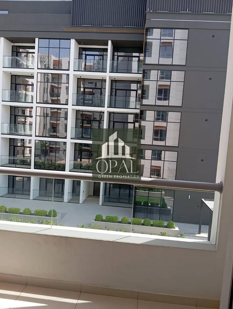 7 302 balcony. jpeg