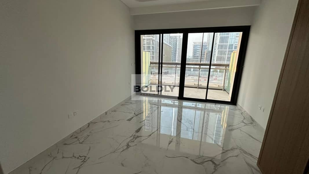 Elegant Studio for Rent | Modern Living | Azizi Riviera Azure