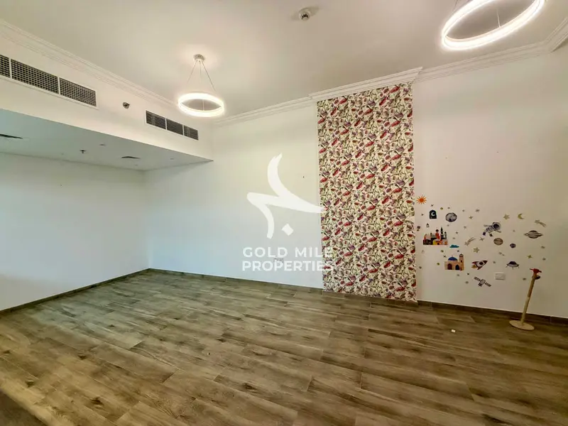 American Design 1BR+Store> Pet Friendly> Luxury Amenities> Wooden Theme> Family Oriented