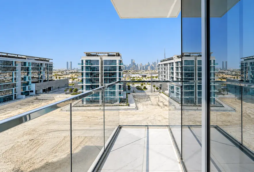 Premium 2 Bed + Maid’s | Skyline Views | Miele Kitchen