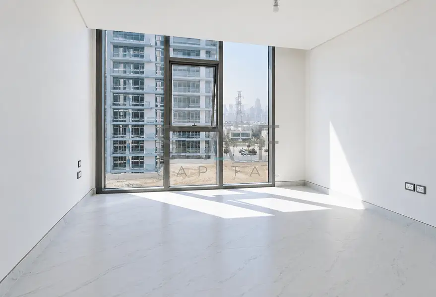 Premium 2 Bed + Maid’s | Skyline Views | Miele Kitchen